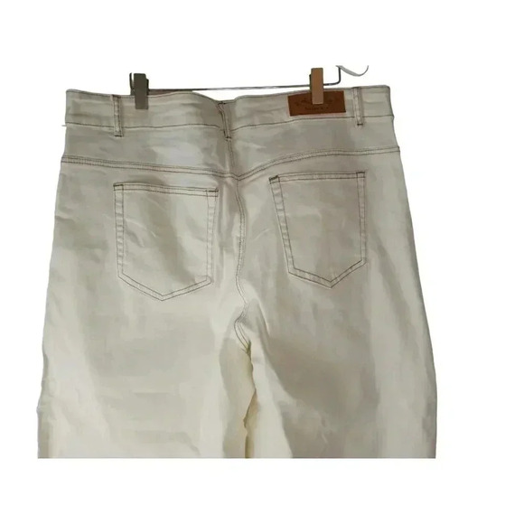 Suzanne Betro Womens Jeans Cream Contrast Stitch High Rise Wide Crop Denim 20 - Picture 4 of 14